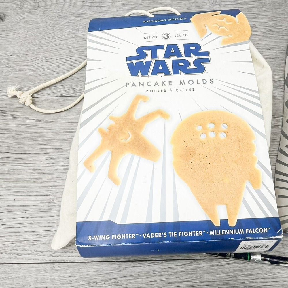 Star Wars Cupcake Toppers & Pancake Molds Crate & Barrel William Sonoma NEW!!! - Picture 4 of 7